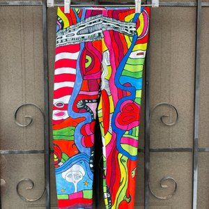 Artist-designed capri leggings